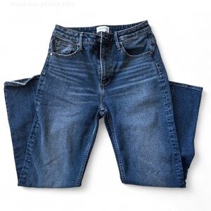 Driftwood Stella Jeans Women’s Size 26 Medium Wash Slim Straight Stretch Denim